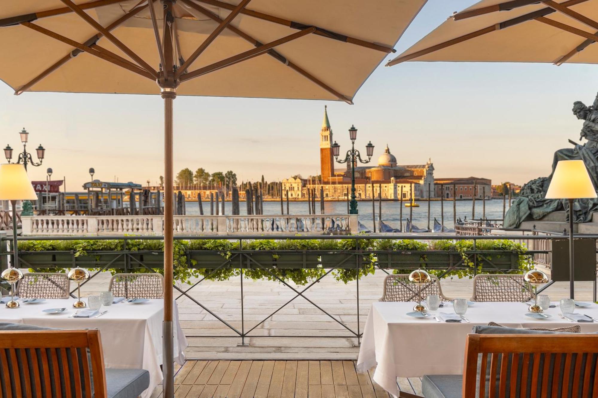Londra Palace Venezia Экстерьер фото